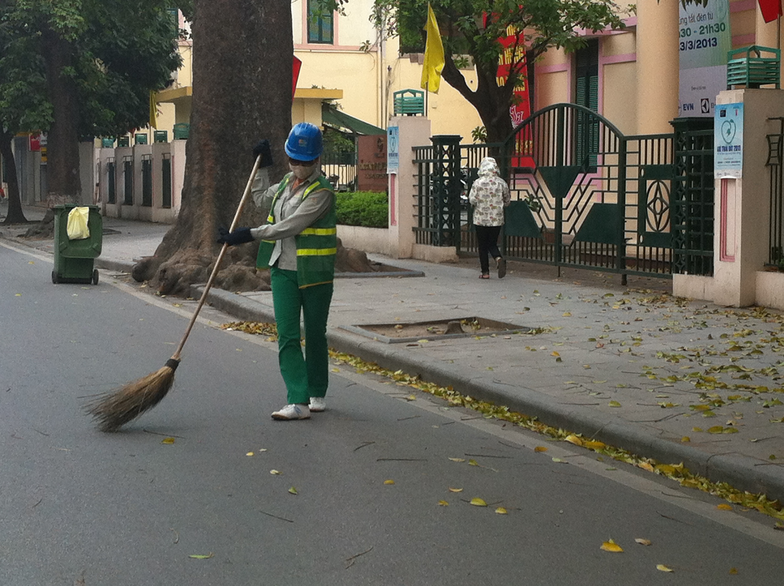 Hanoi's streets are (mostly) clean Birdcages on wires in Hanoi Colonial ...